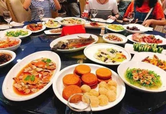 cuộc sống quanh ta, cuộc đời cần biết điều này, cách nâng ly