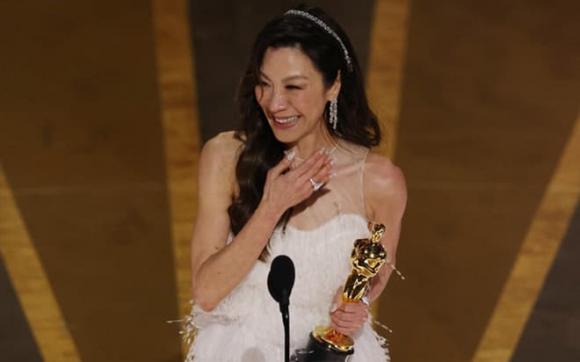 Dương Tử Quỳnh, Everything Everywhere All At Once, Lễ trao giải Oscar lần thứ 95