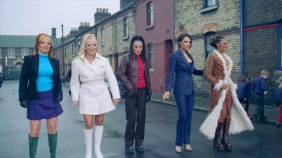 Spice Girls, Victoria Beckham, Spice Girls kỷ niệm 25 năm bản hit “Stop”