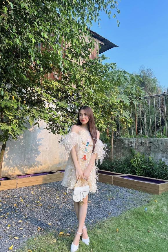 hòa minzy, sao việt, ca sĩ hòa minzy 