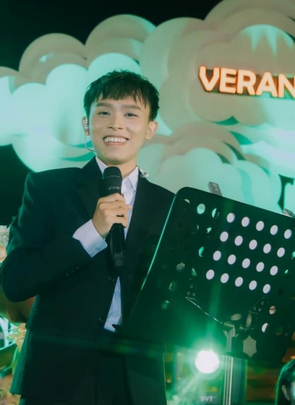 ca sĩ Hồ Văn Cường, ca sĩ Phi Nhung, sao Việt