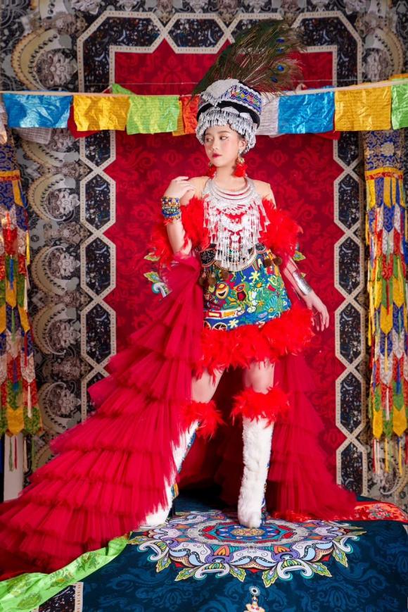 NTK Ruby Trần, BST sắc màu