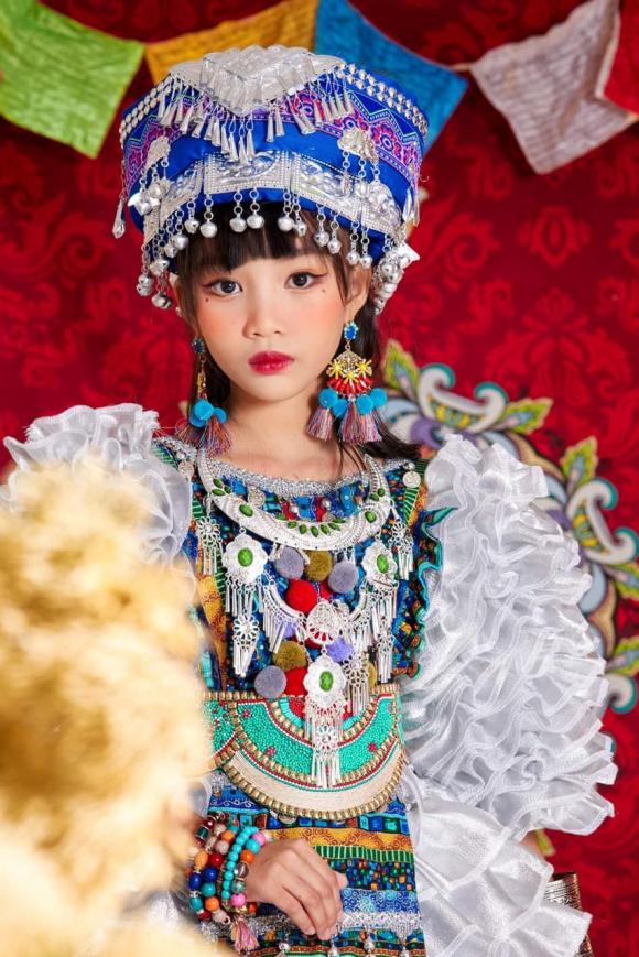 NTK Ruby Trần, BST sắc màu