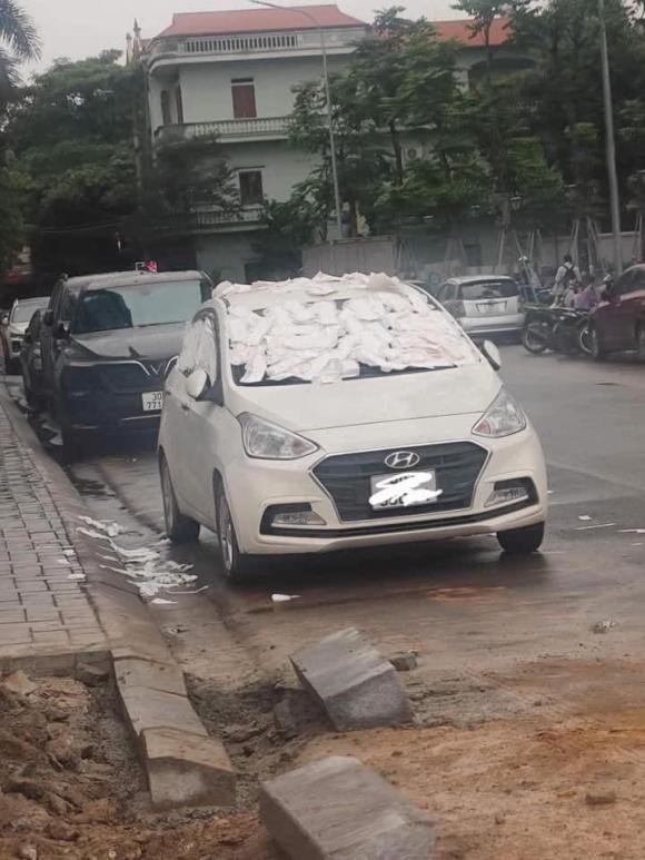 xe bị dán băng vệ sinh, dán băng vệ sinh lên xe, Bắc Giang