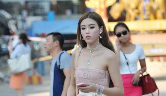 tình yêu, phụ nữ yêu, ngoại tình