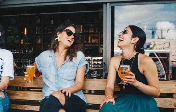 giao tiếp, người ít nói, ngoại giao, trầm tính