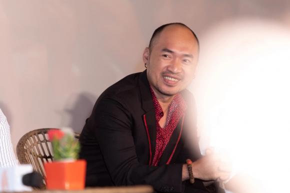 nghệ sĩ Thu Trang, nghệ sĩ Tiến Luật, sao Việt