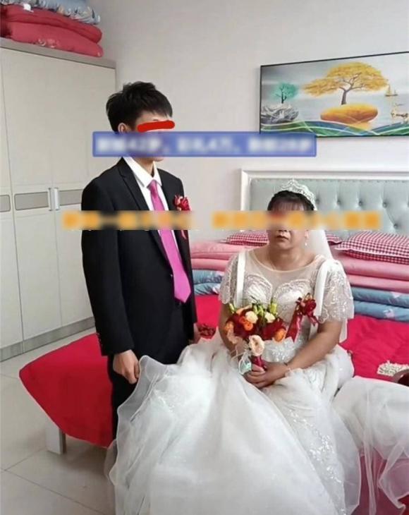 chàng trai 28 tuổi cưới phụ nữ 42 tuổi, lấy vợ già, vợ chồng đũa lệch