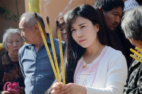 thắp hương, thờ cúng, thắp nhang