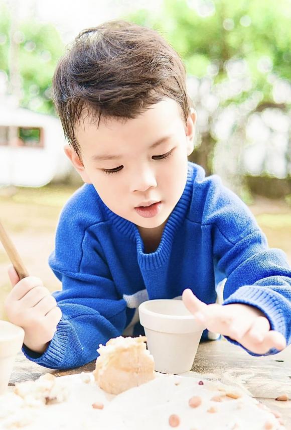 ca sĩ Thu Thủy, sao Việt