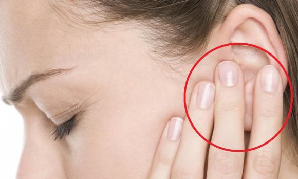 bồn cầu, bồn cầu bẩn. bồn cầu dễ nhiễm bệnh 