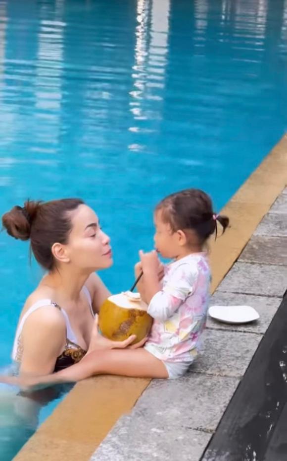 nữ ca sĩ hồ ngọc hà,ca sĩ Hồ Ngọc Hà,diễn viên Kim Lý, sao Việt cặp song sinh của Hà Hồ