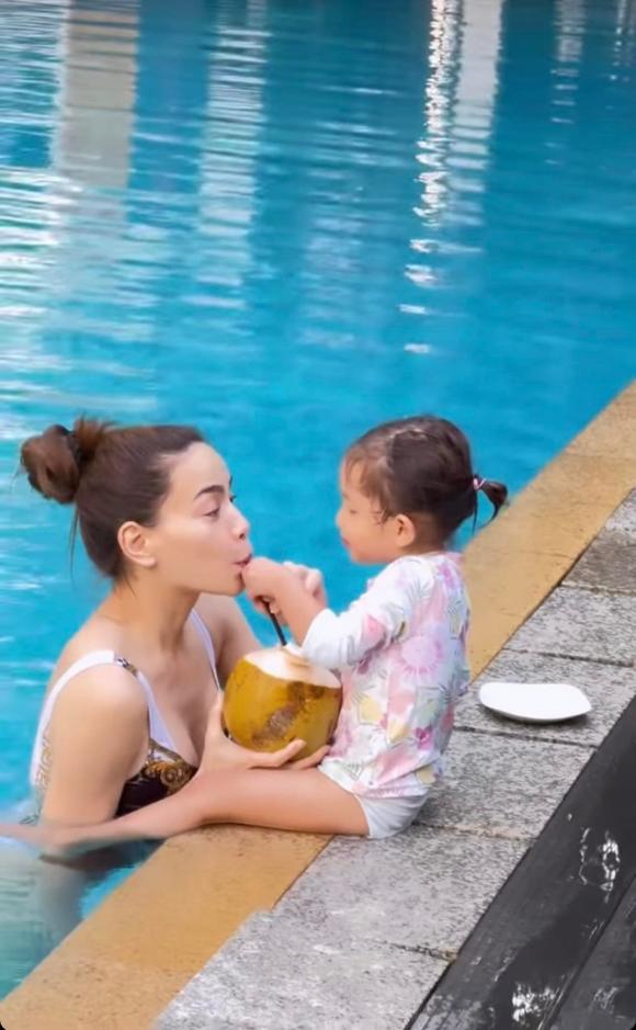 nữ ca sĩ hồ ngọc hà,ca sĩ Hồ Ngọc Hà,diễn viên Kim Lý, sao Việt cặp song sinh của Hà Hồ