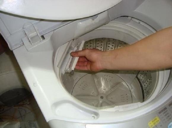 máy giặt, xử lý nước bẩn ở máy giặt, loại bỏ nước bẩn ở máy giặt