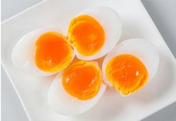 trứng, sức khỏe, trứng luộc, trứng chín kỹ, trứng lòng đào, 