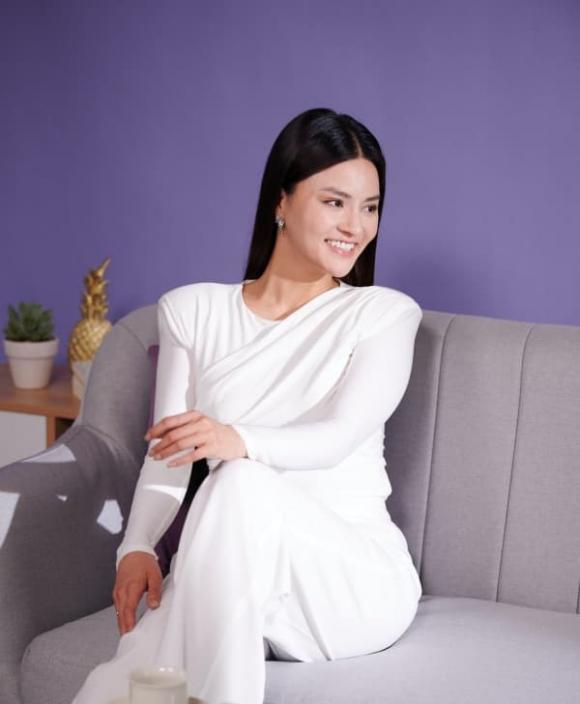 Siêu mẫu Vũ Thu Phương,sao Việt