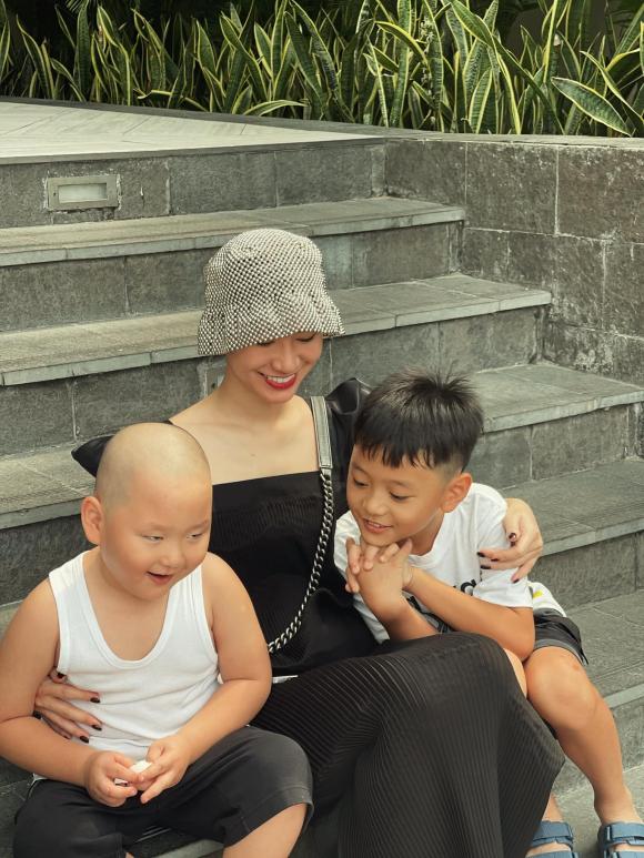 trà my, sao việt 