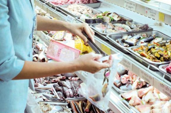 mua đồ trong siêu thị, đồ giảm giá trong siêu thị, siêu thị