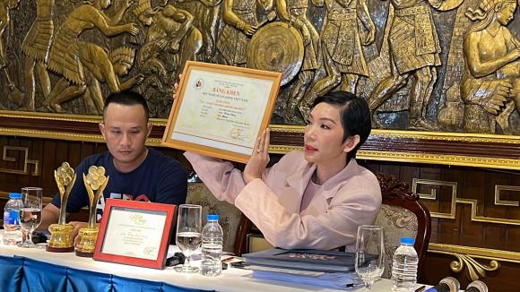 siêu mẫu xuân lan,sao Việt