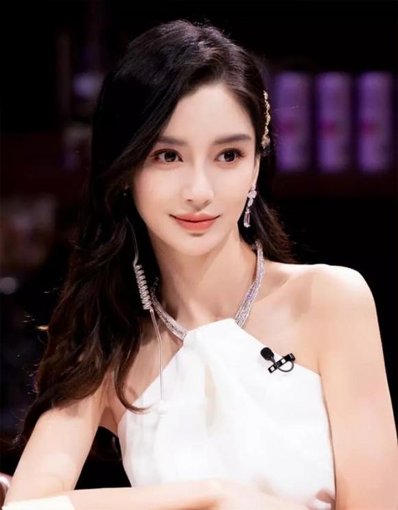  Huỳnh Hiểu Minh, Diệp Kha, Angelababy, Huỳnh Hiểu Minh và Diệp Kha lấy được giấy đăng ký kết hôn, Angelababy thua đau