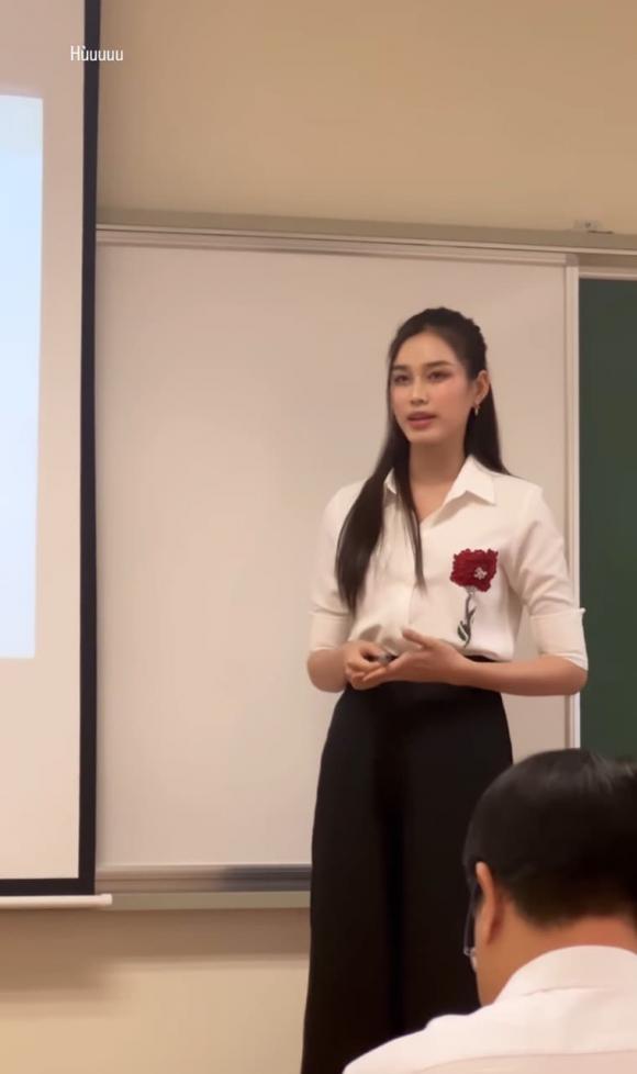 đỗ thị hà, sao việt 