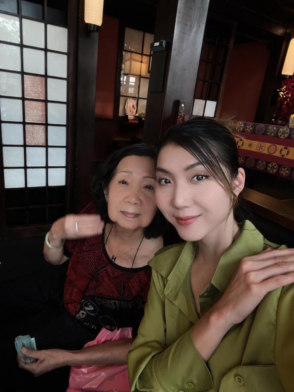 người mẫu Ngọc Quyên, sao Việt