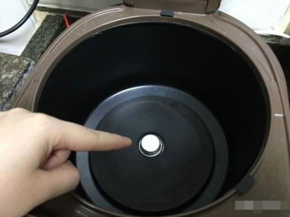 nồi cơm điện, lau nồi cơm điện, sử dụng nồi cơm điện