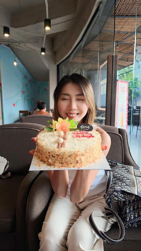 người mẫu Ngọc Quyên, sao Việt