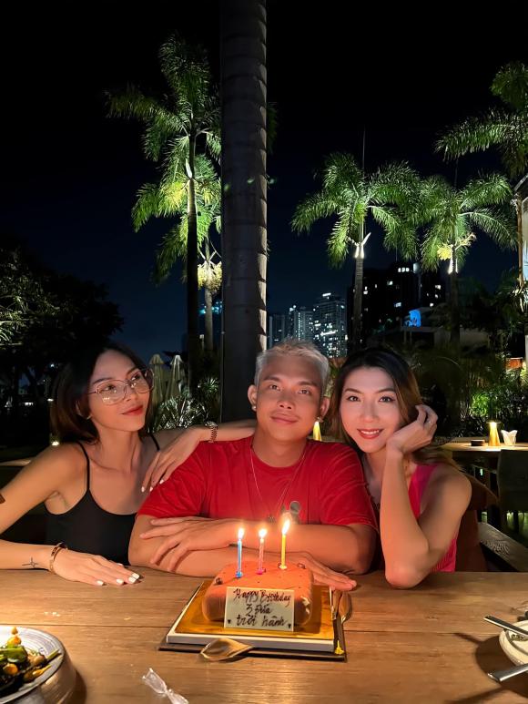 người mẫu Ngọc Quyên, sao Việt