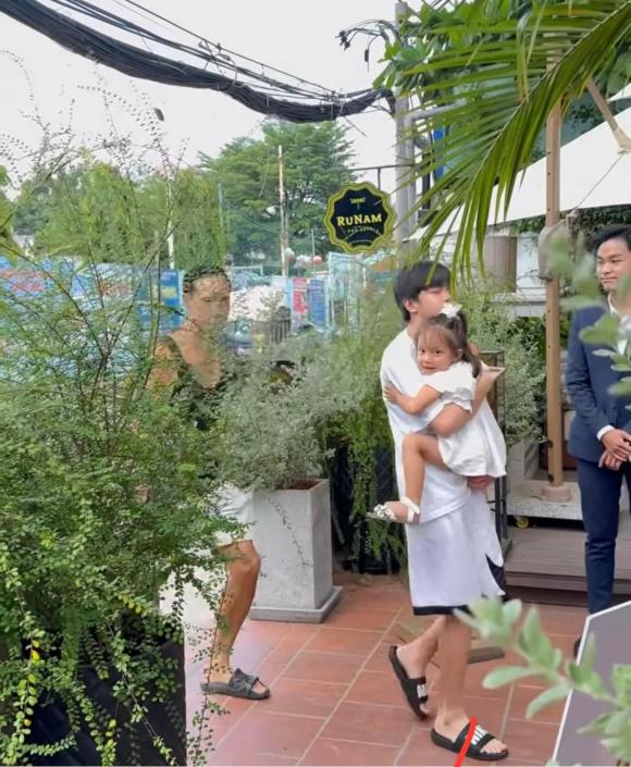 ca sĩ Hồ Ngọc Hà, diễn viên Kim Lý, cặp song sinh nhà Hà Hồ,sao Việt
