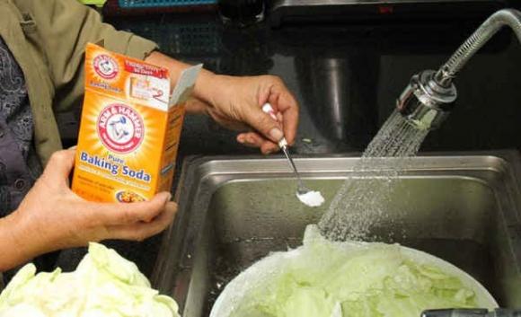 rau ngậm hóa chất, rau phun thuộc, rau sạch