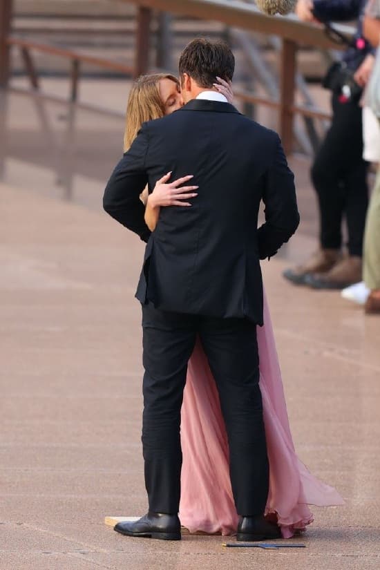  Glen Powell , Sydney Sweeney, sao hollywood