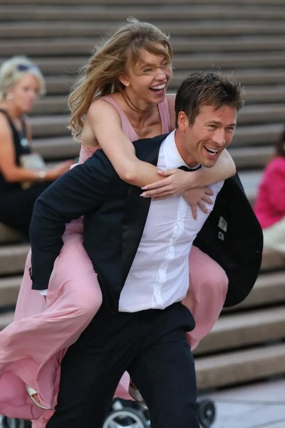  Glen Powell , Sydney Sweeney, sao hollywood