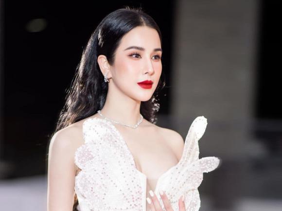 Ca sĩ Diệp Lâm Anh,người mẫu diệp lâm anh,nữ diễn viên diệp lâm anh,sao Việt