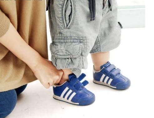 chăm sóc trẻ nhỏ, chăm con, dấu hiệu chiều cao trẻ tăng trưởng vượt bậc