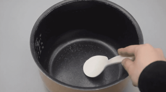 nồi cơm điện, nồi cơm điện bị trầy xước