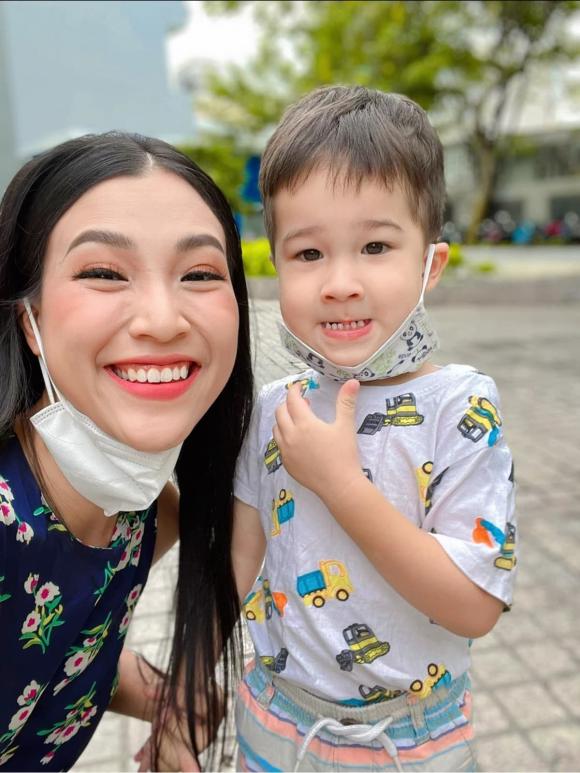 MC Hoàng Oanh,á hậu Hoàng Oanh,sao Việt