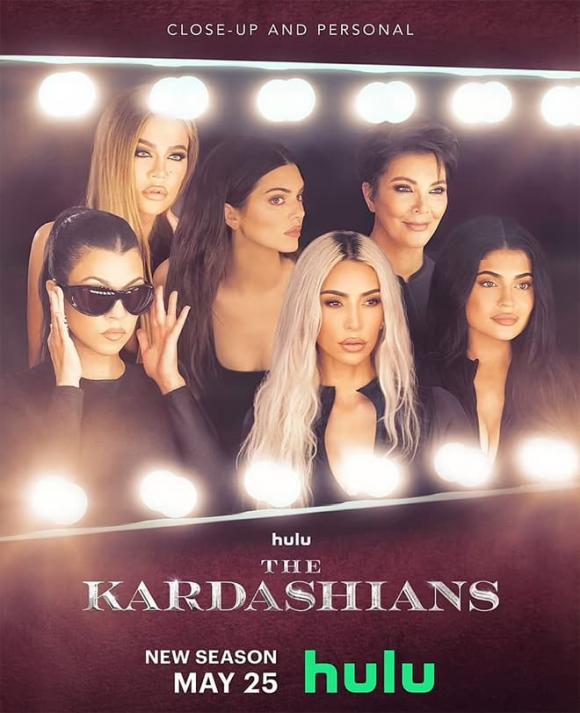 Kim Kardashian , Pete Davidson, Kylie Jenne, Kanye West ,  Khloe Kardashian, Kourtney Kardashian 