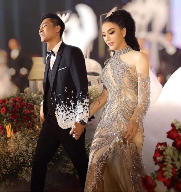 ca sĩ Lâm Khánh Chi, sao Việt