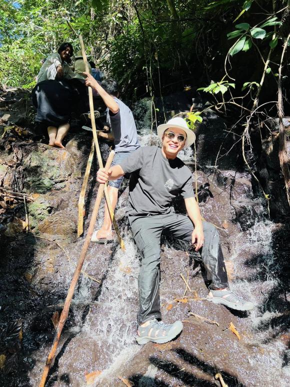 diễn viên Hồng Đăng, sao Việt