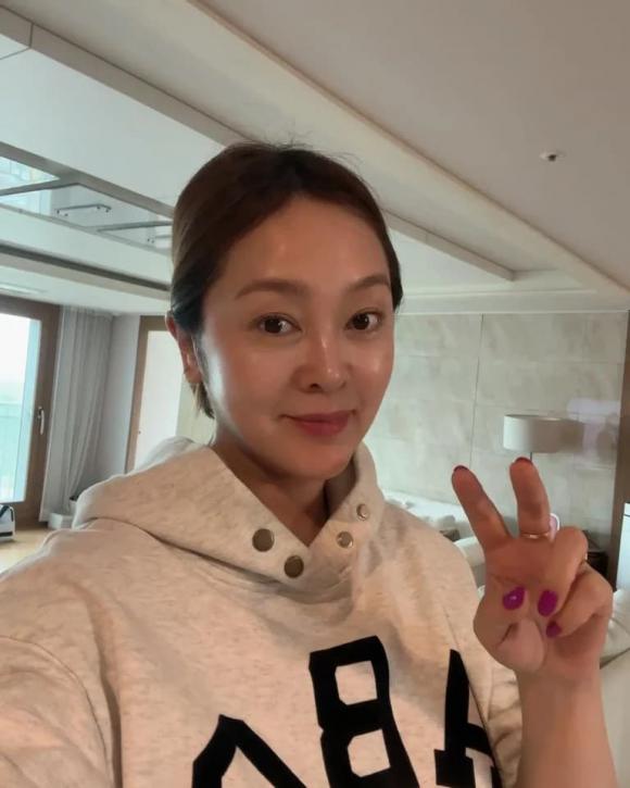 Lee Seung Yeon, Song Hye Kyo, sao Hàn, phim hàn