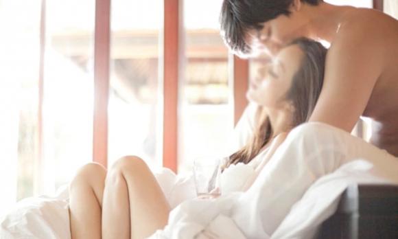 ngoại tình, người phụ nữ có chồng ngoại tình với sinh viên, ly hôn