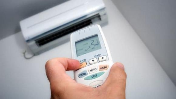 Trời oi nóng, dùng điều hòa là chưa đủ, có một thiết bị sẽ khiến độ lạnh lan toả khắp phòng mà không hề tốn điện