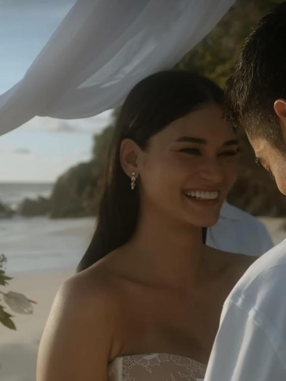 Pia Wurtzbach, hoa hậu hoàn vũ 2015, sao việt 