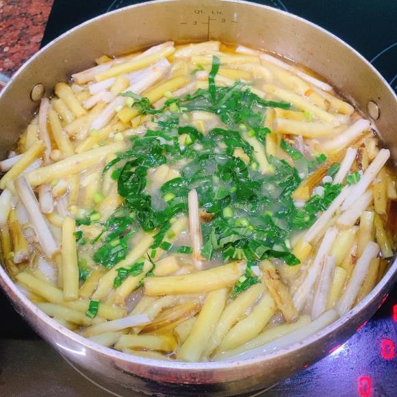 canh ngó khoai nấu mẻ, công thức món canh ngó khoai nấu mẻ, món ngon từ ngó khoai