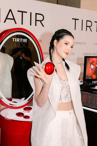 my-pham-DERMATIR-1.jpg 10 mỹ phẩm DERMATIR, làm đẹp, diễn viên Jung Hae In, Jung Hae In