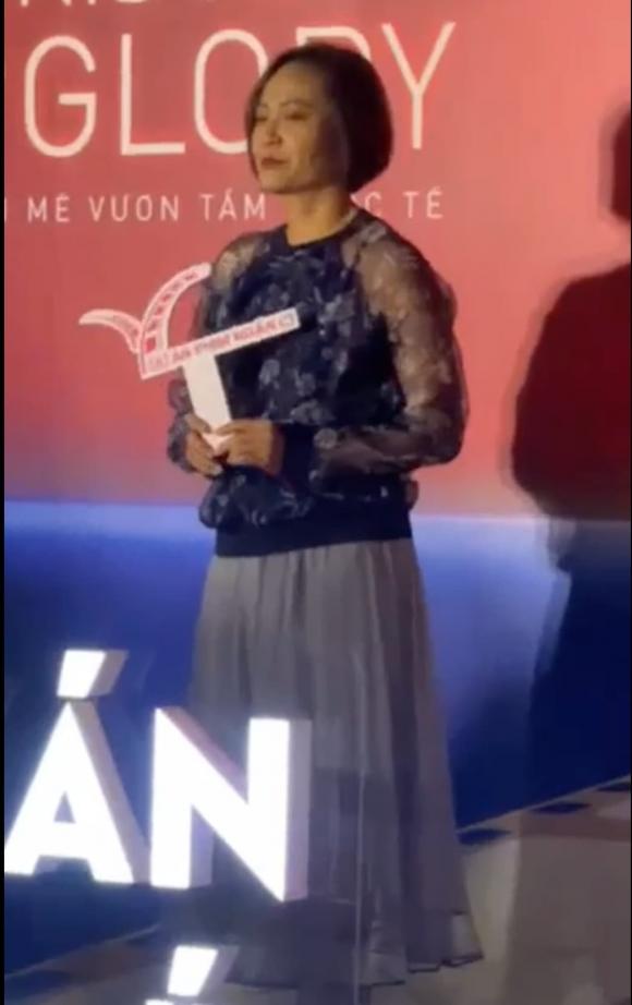 diễn viên Hồng Ánh, sao Việt