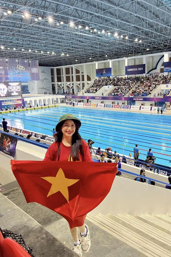 SEA Games 32,lý hùng,hòa minzy,sao việt
