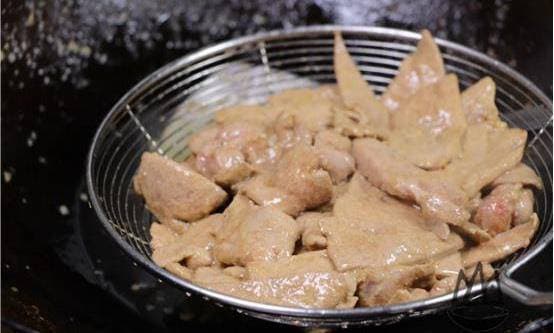 cách làm sạch gan lợn, làm sạch gan lợn bằng bia, món ngon với gan lợn