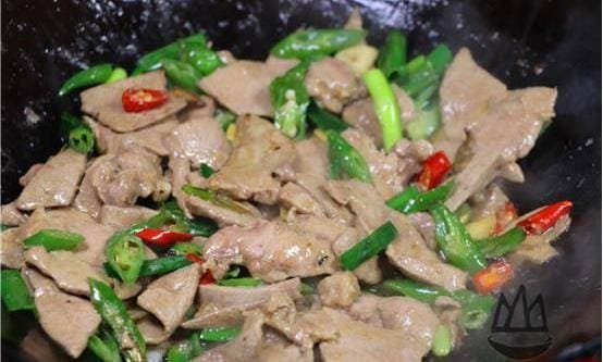 cách làm sạch gan lợn, làm sạch gan lợn bằng bia, món ngon với gan lợn